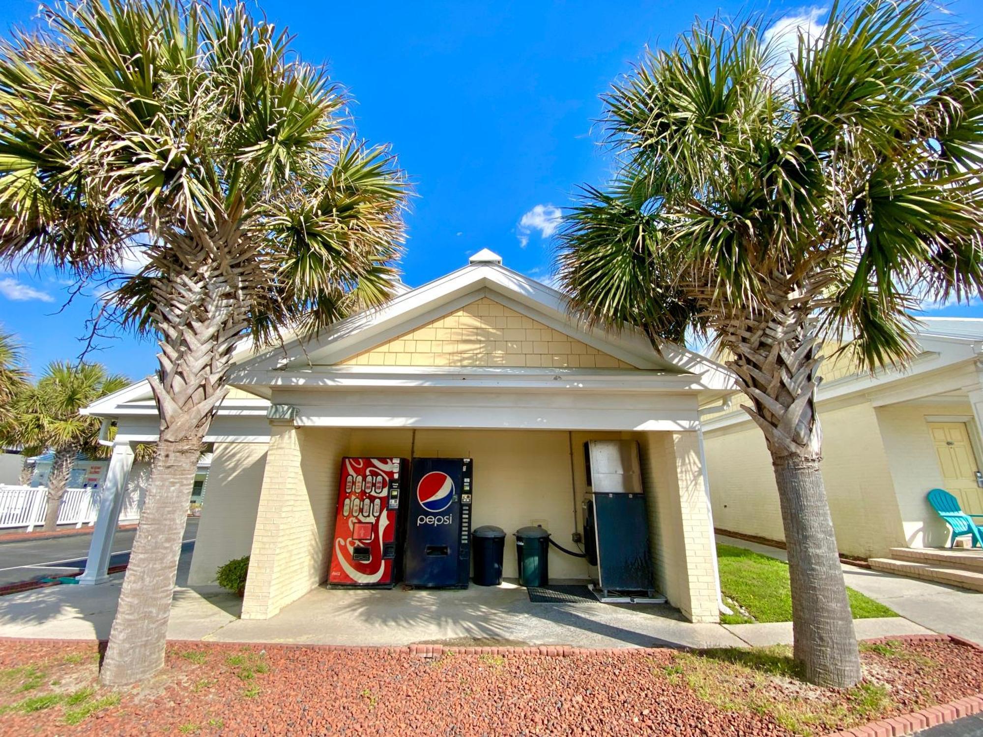 Island Inn Of Atlantic Beach Eksteriør billede